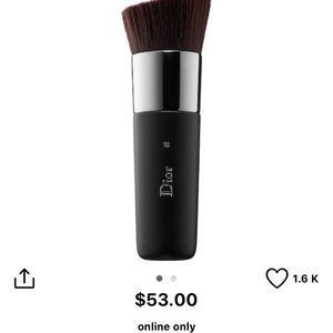 Dior backstage buffing brush #18